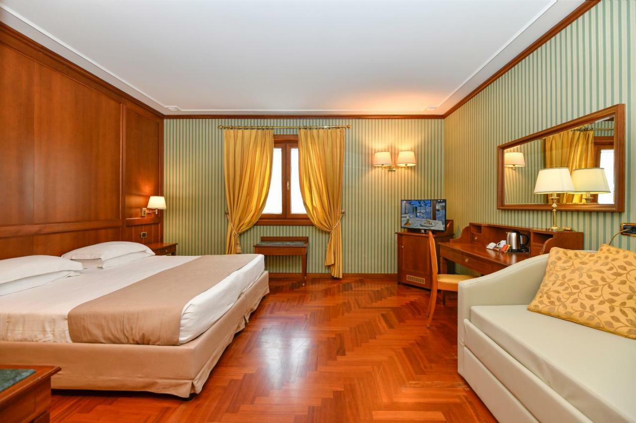 Best Western Hotel Ferrari Nola Esterno foto